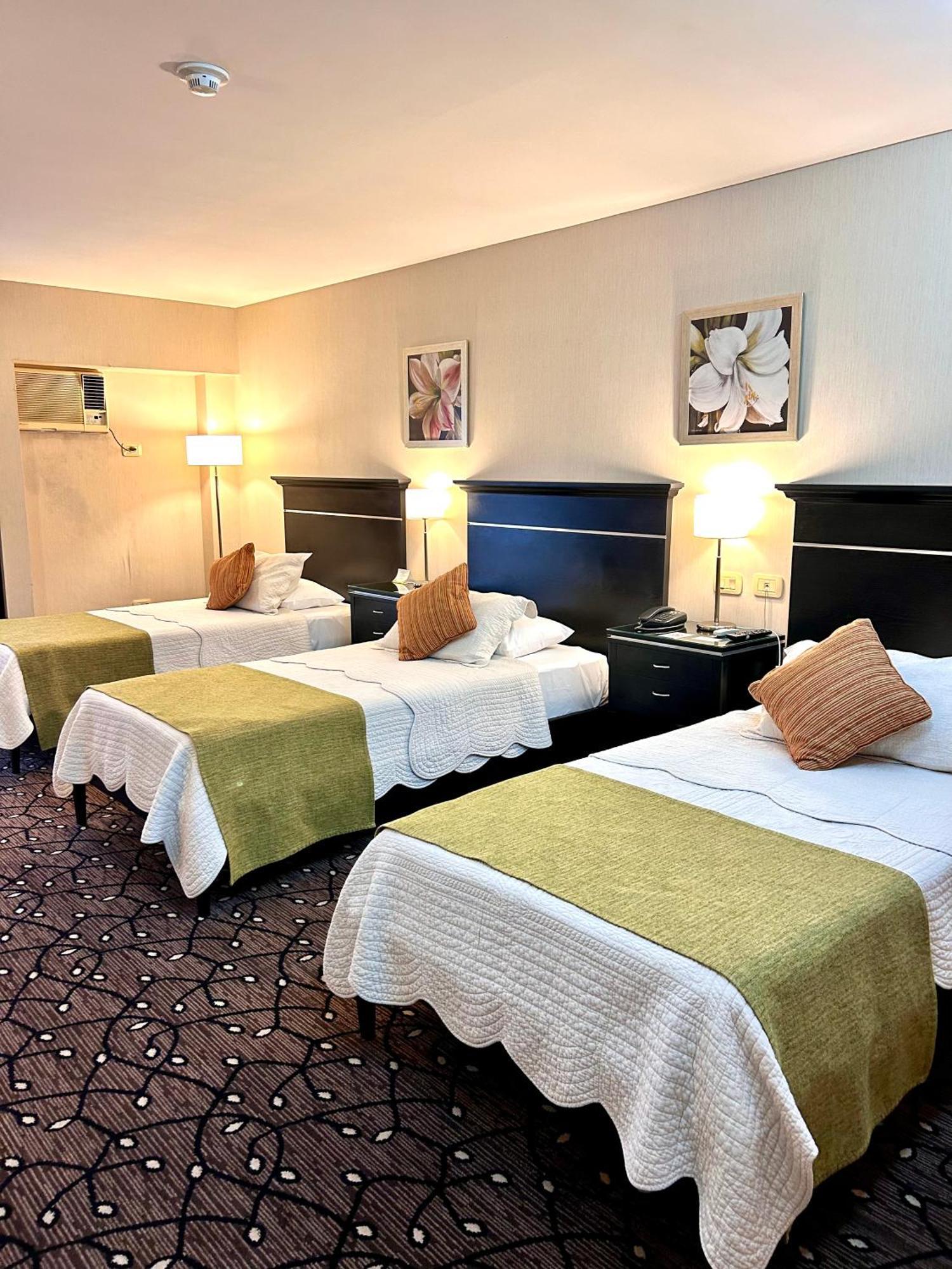 Condado Hotel Casino Ґоя Екстер'єр фото