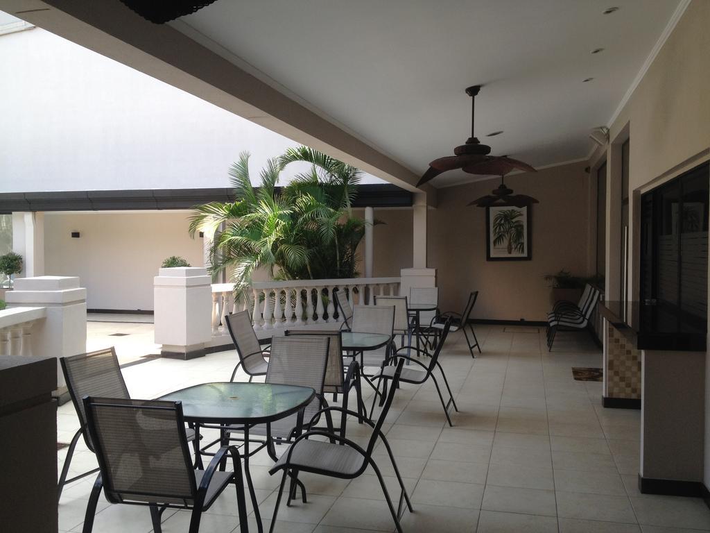 Condado Hotel Casino Ґоя Екстер'єр фото